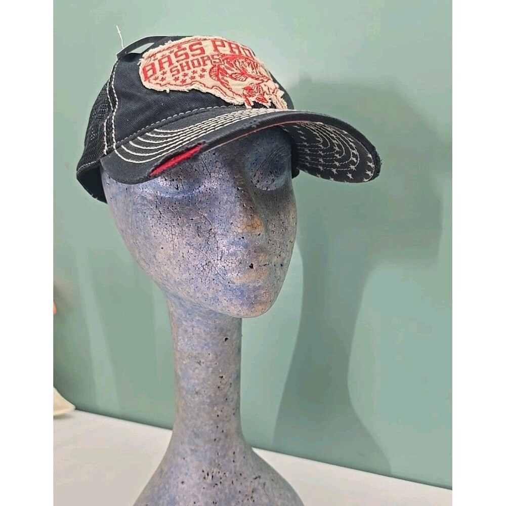 NWT Bass Pro Shops Trucker Hat American Flag Bill Mesh Back Snapback Cap Blue